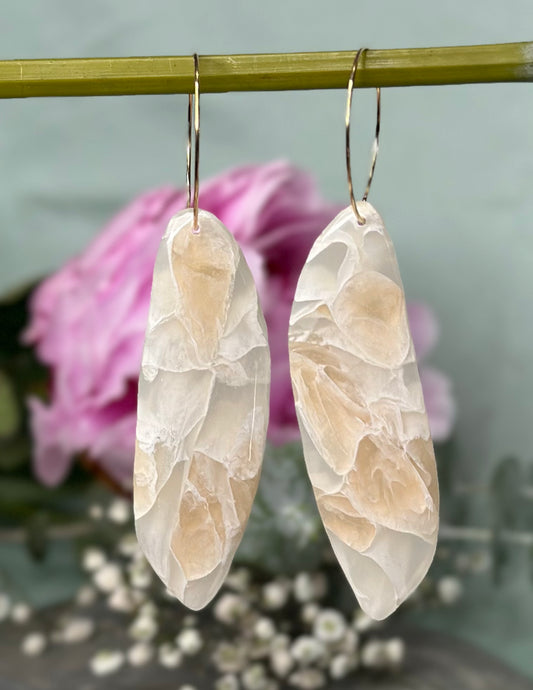 Crème Quartz - Large Wings Hoops