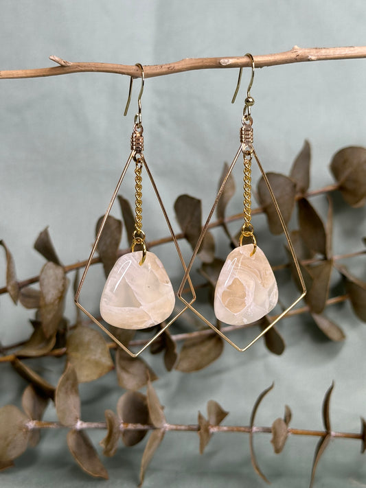 Crème Quartz- Shaped Chain