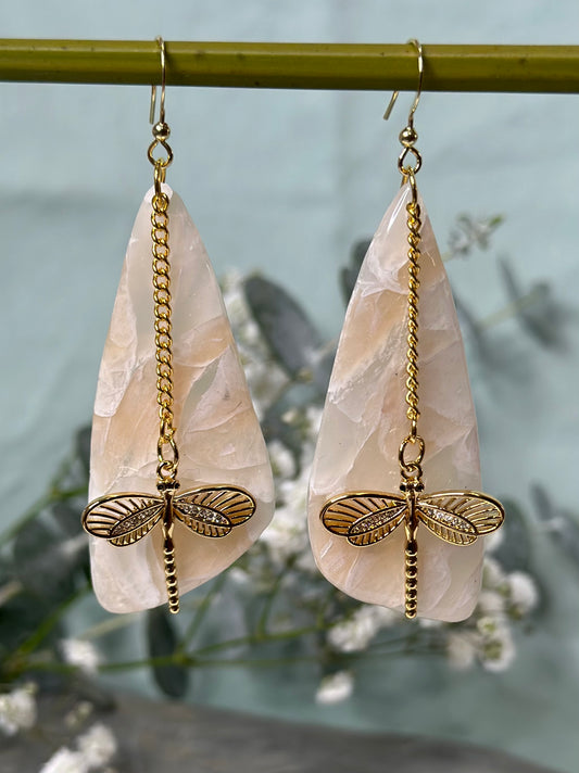 Crème Quartz - Dragonfly Wings