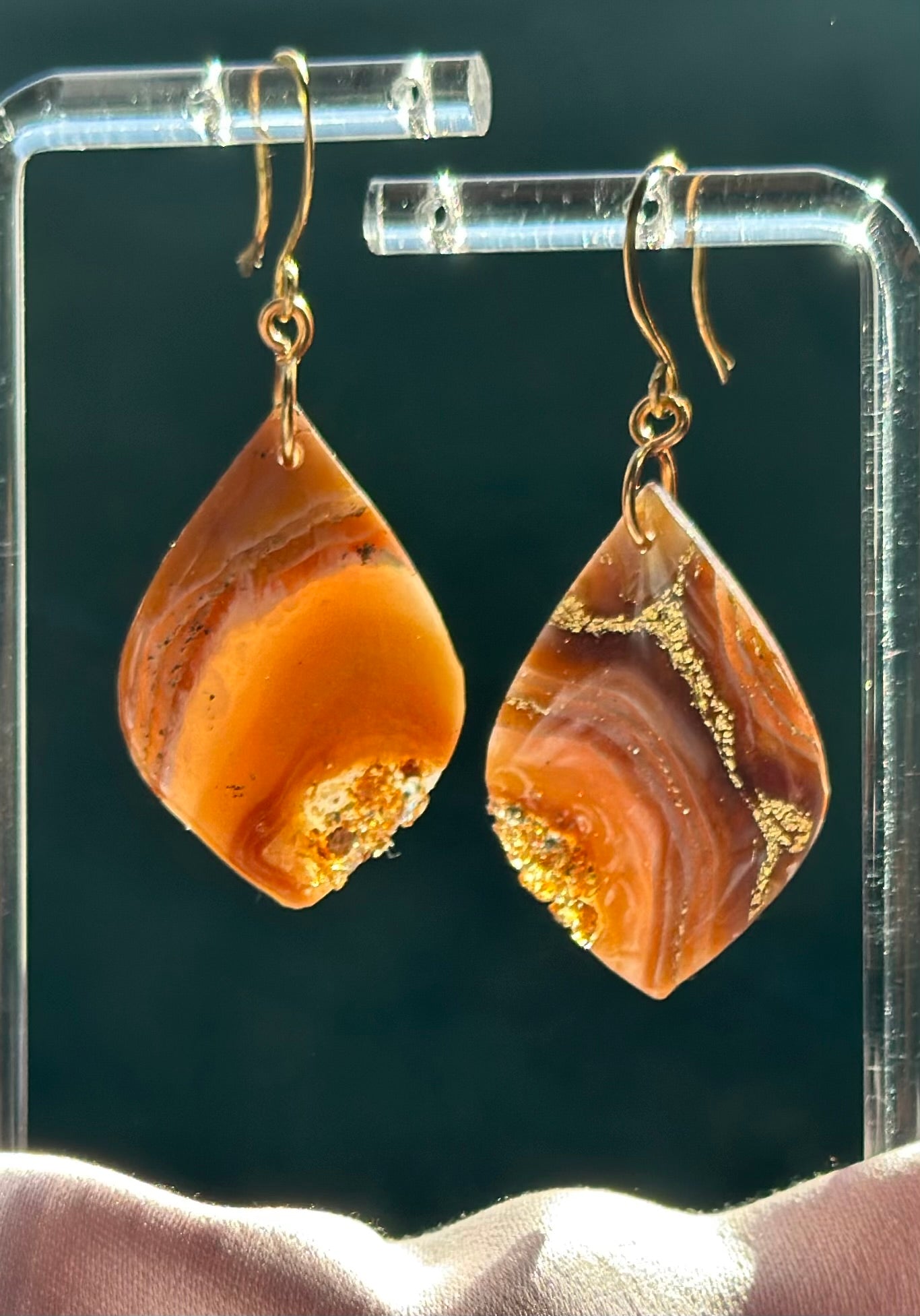 Amber Agate-Wide Teardrop