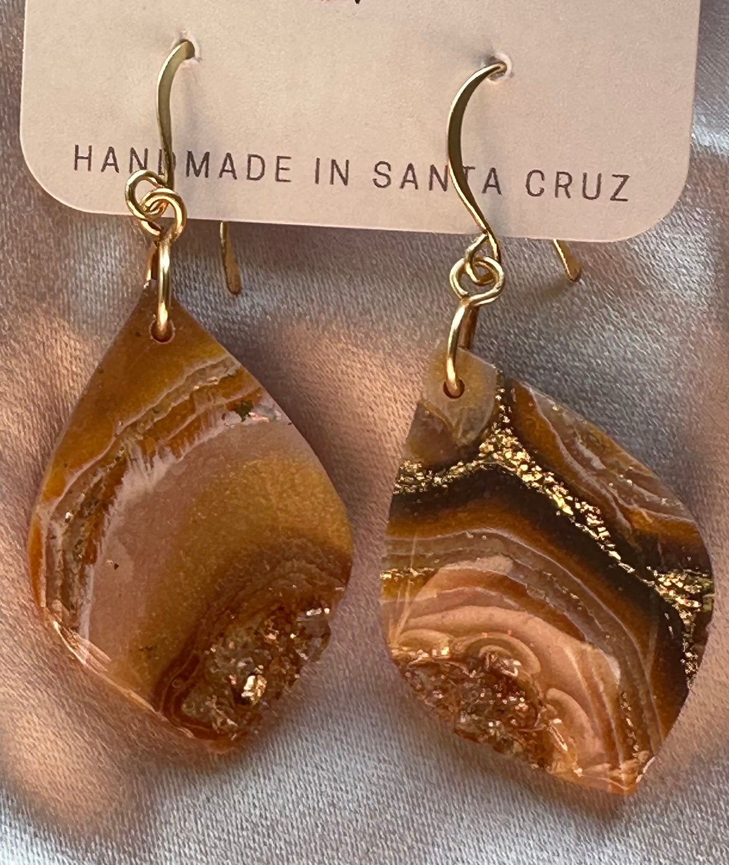 Amber Agate-Wide Teardrop